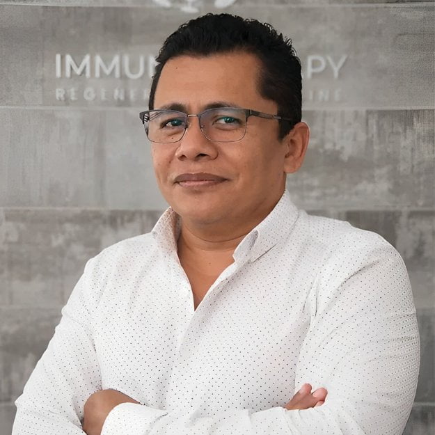 DR. ERNESTO ROMERO