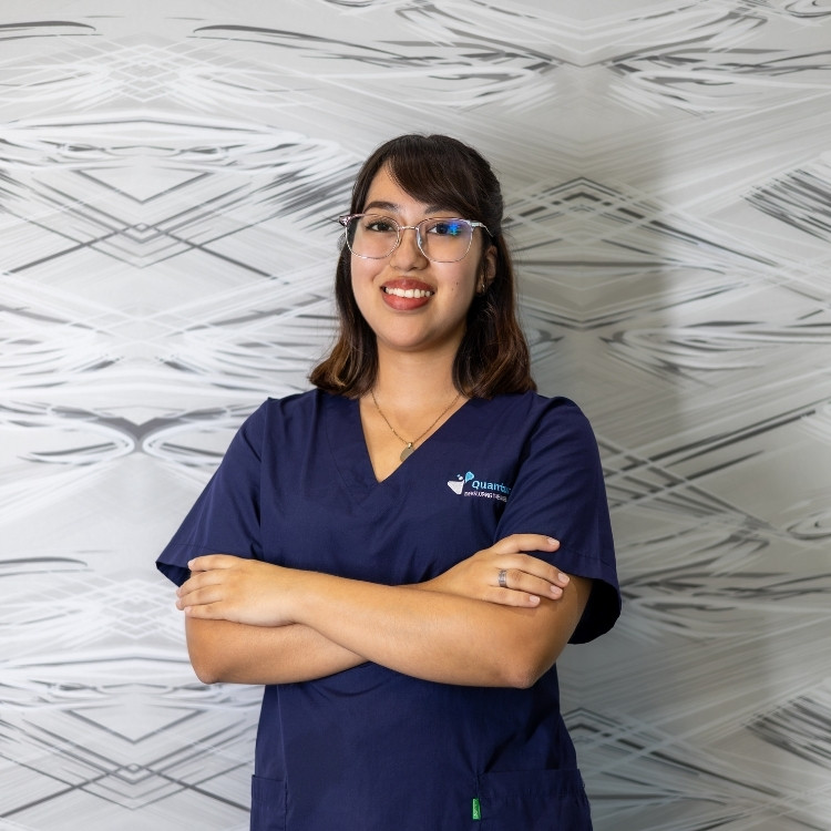 Lic. Ana María Altamirano Morales Bióloga de Quantum Lab