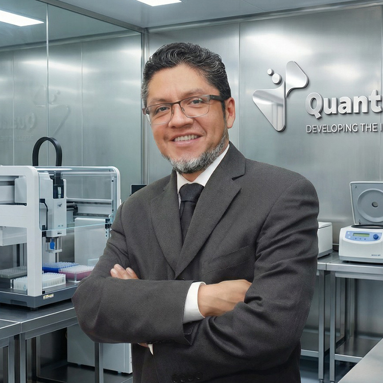 Bio. Ricardo Rangel Martinez Biologo de Quantum Lab
